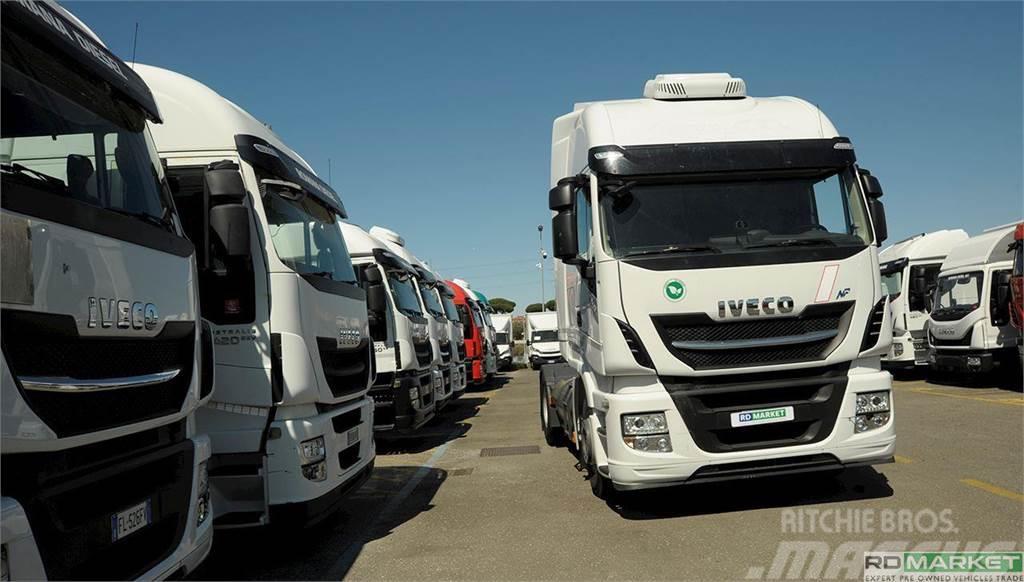 Iveco AS440S40 NP Τράκτορες