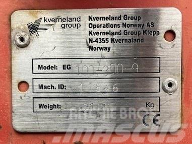 Kverneland 100-300-9 med Packomat S Αναστρεφόμενα άροτρα