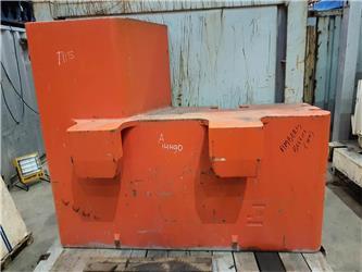 Grove GMK 6250/6300 left side counterweight 15 ton