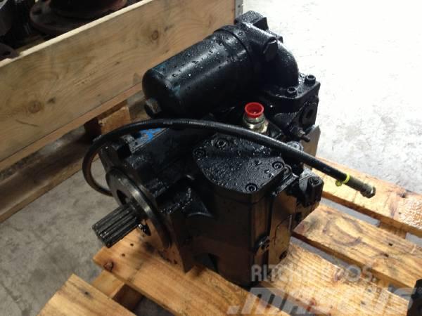 John Deere 1470D Trans pump F062534 Υδραυλικά