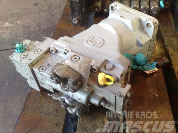 Timberjack 1270B Transmission pump and motor Μετάδοση