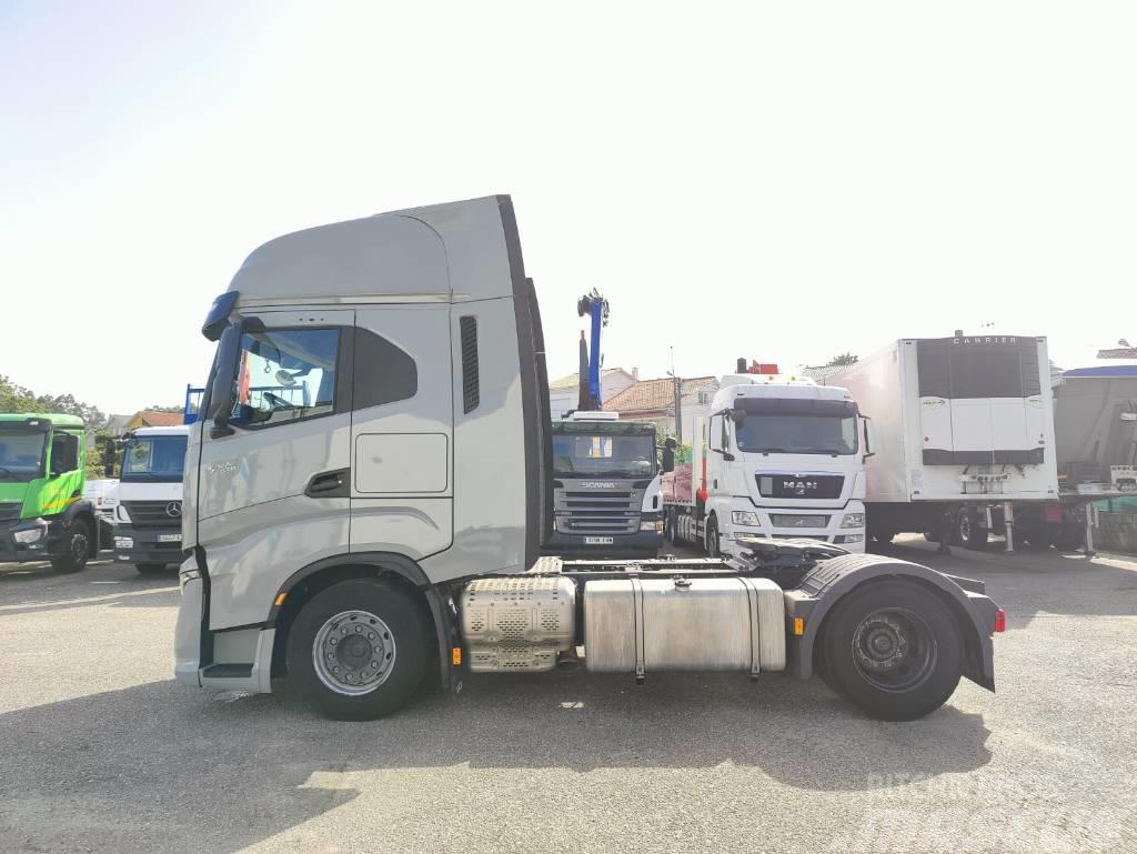 Iveco SWAY AS440S51T/P Τράκτορες