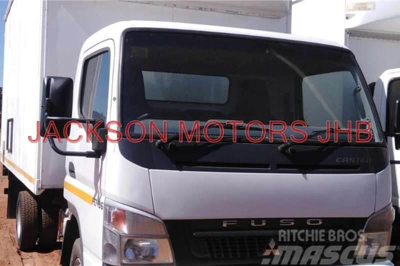 Fuso 7-136 CANTER FITTED WITH VOLUME BODY Άλλα Φορτηγά