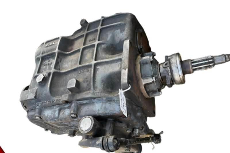 Tata LPT 713 G40 Used Gearbox Άλλα Φορτηγά