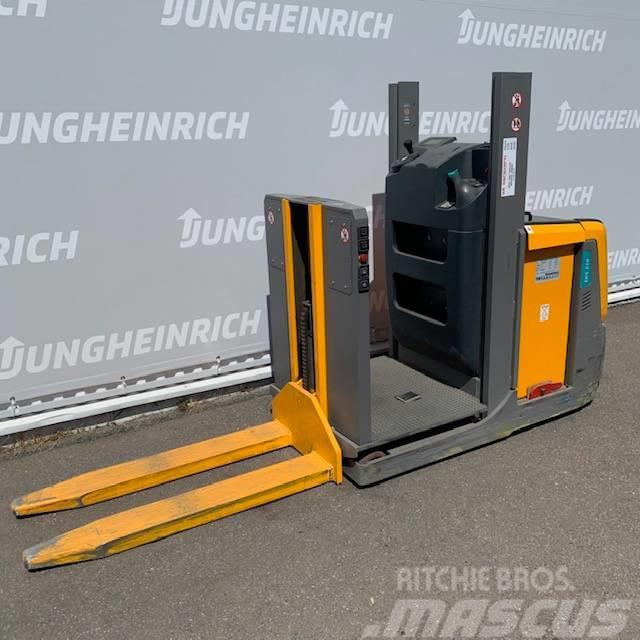 Jungheinrich EKS 110 Z Περονοφόρο ανυψωτικό συλλογής παραγγελιών μεσαίου ύψους