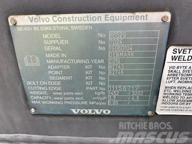 Volvo 3.0 m Schaufel / bucket (99002538) Κουβάδες