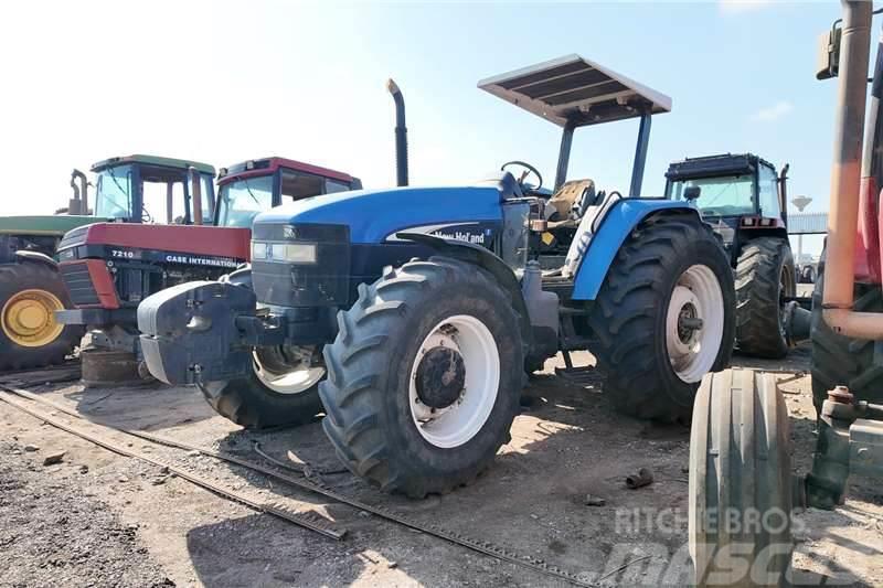 New Holland TM150Â TractorÂ Now stripping for spar Τρακτέρ