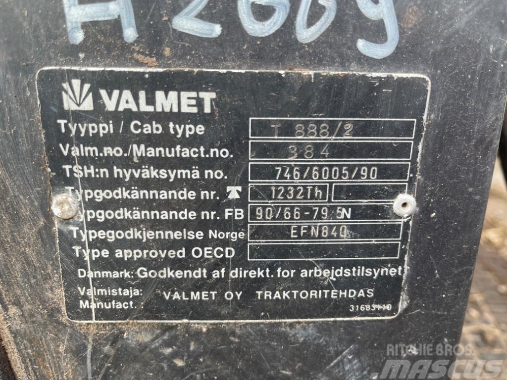 Valmet 8100 Τρακτέρ
