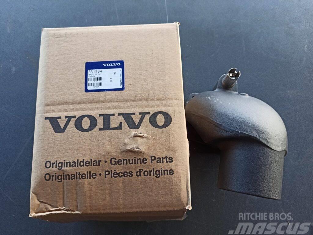 Volvo EXHAUST PIPE 831834 Κινητήρες