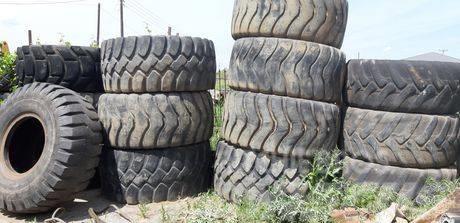  Tire for loaders Λάστιχα για φορτωτές Ελαστικά και ζάντες