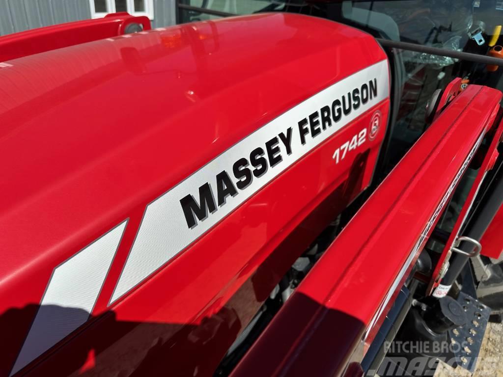 Massey Ferguson 1742 Τρακτέρ