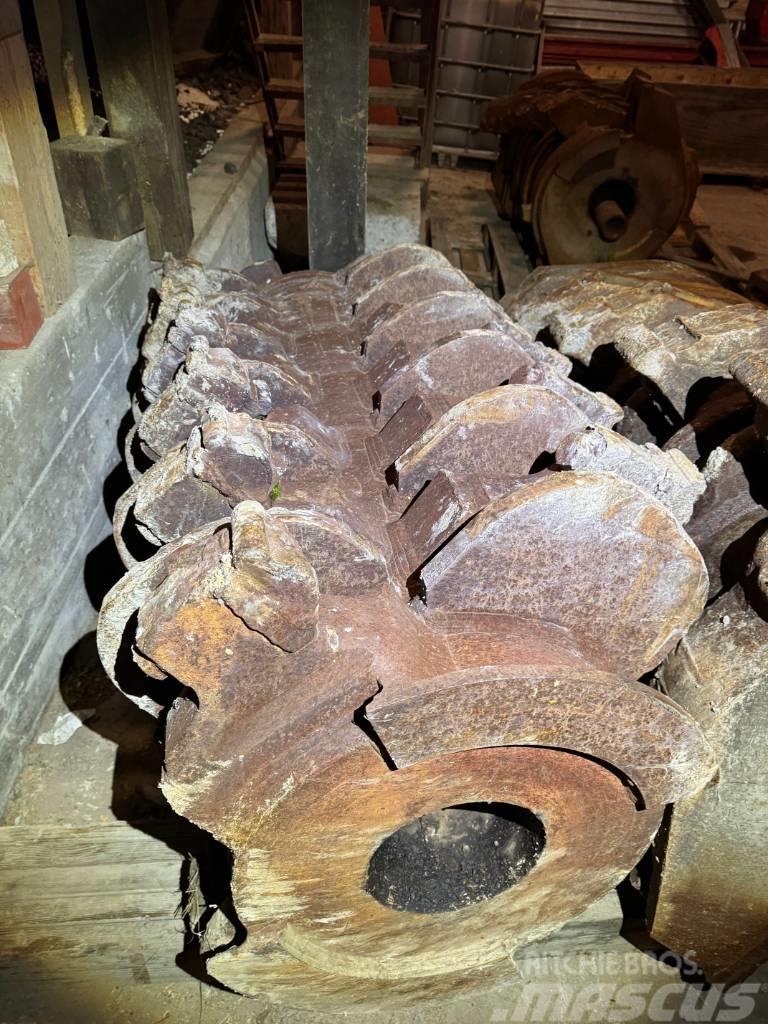 CBI 6400 forged drum Τεμαχιστές ξύλου