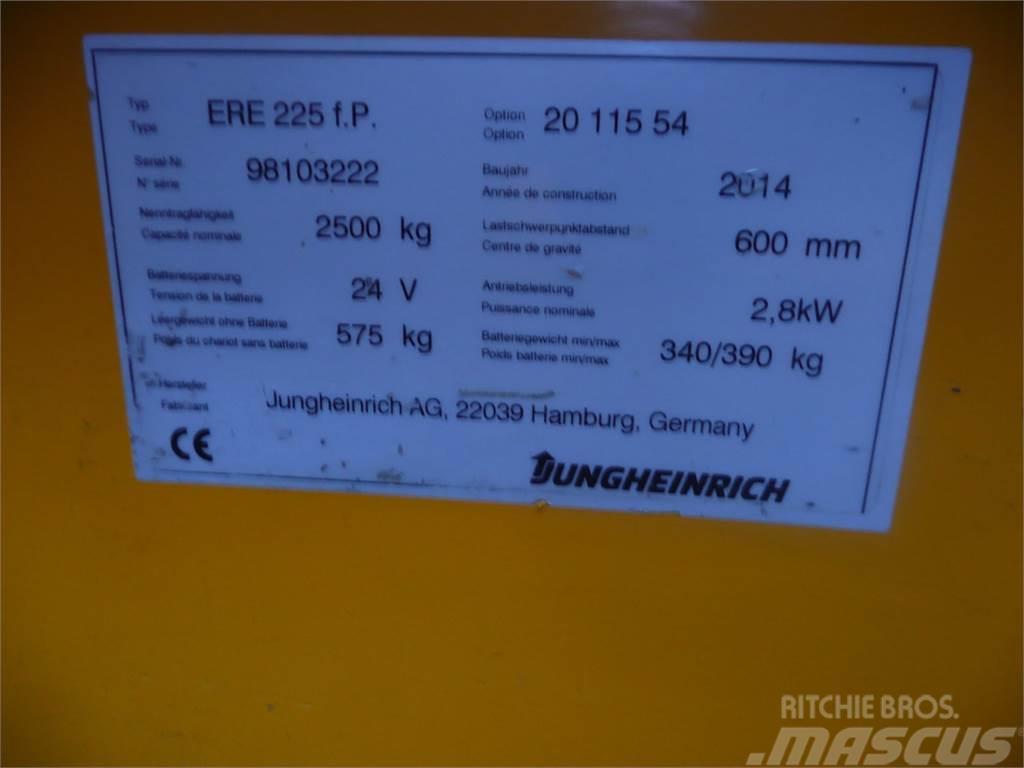 Jungheinrich ERE 225 Χειροκίνητο περονοφόρο ανυψωτικό με πλατφόρμα