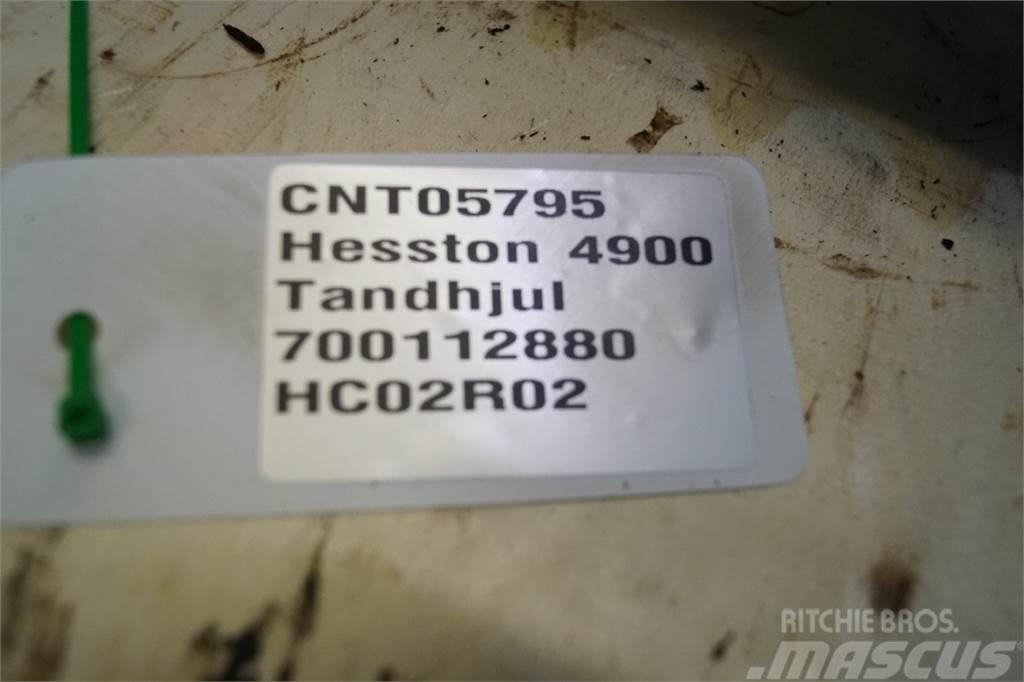 Hesston 4900 Λοιπός εξοπλισμός συγκομιδής χορτονομής