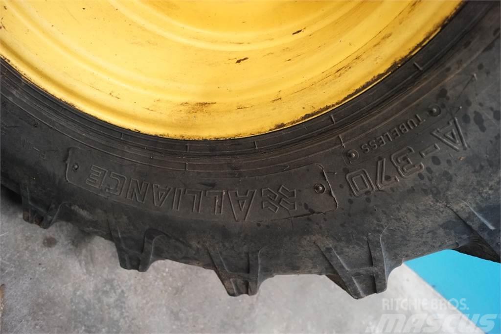 New Holland 28 480/70R28 Ελαστικά και ζάντες