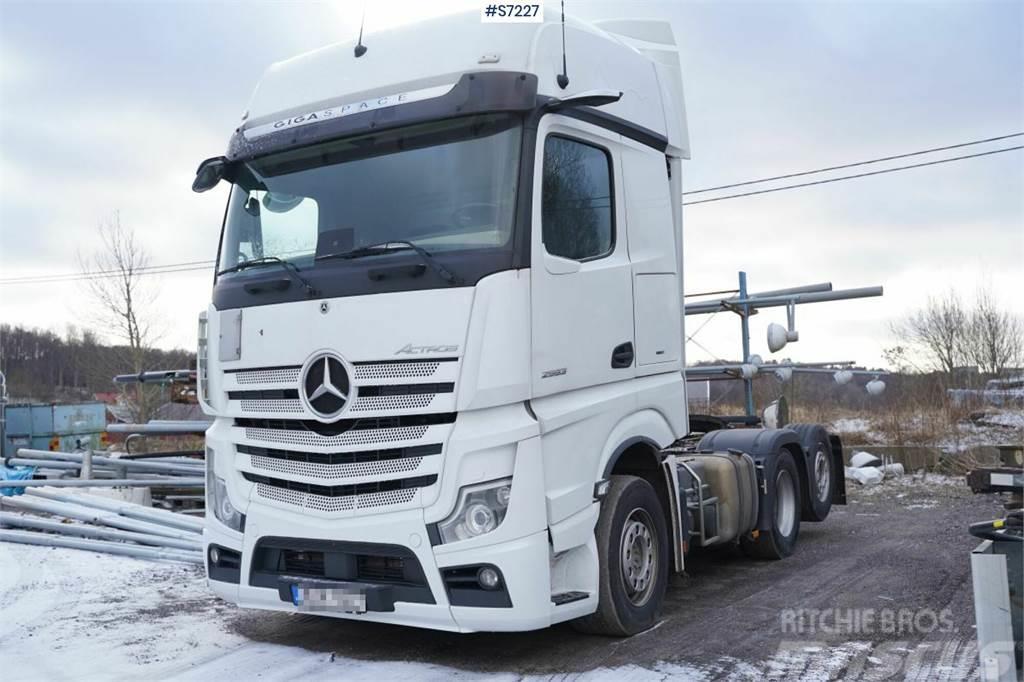 Mercedes-Benz Actros 6x2 Tractor Unit with Mirrorcam Τράκτορες