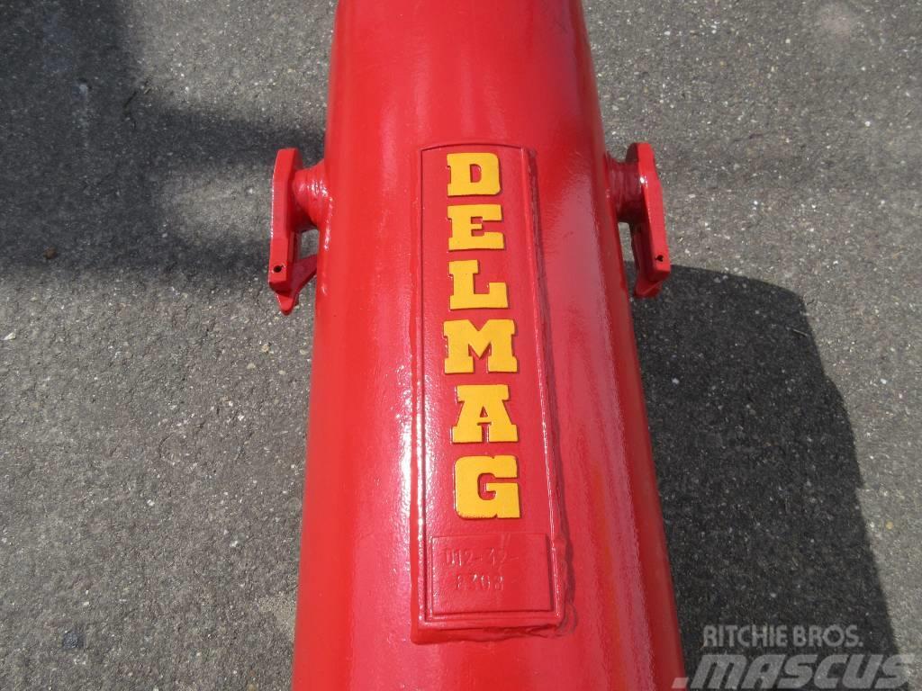 Delmag D12-32 Σφύρες με ντίζελ