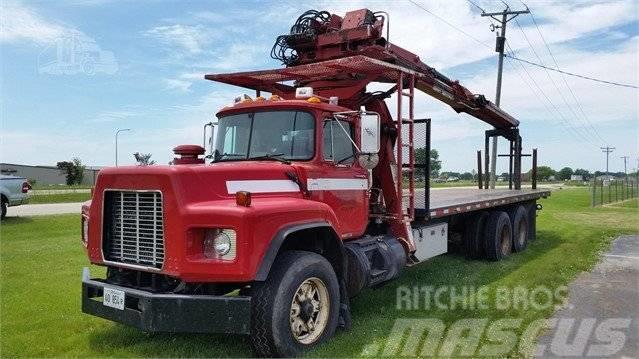 Mack RB690S Boom Truck Άλλα Φορτηγά