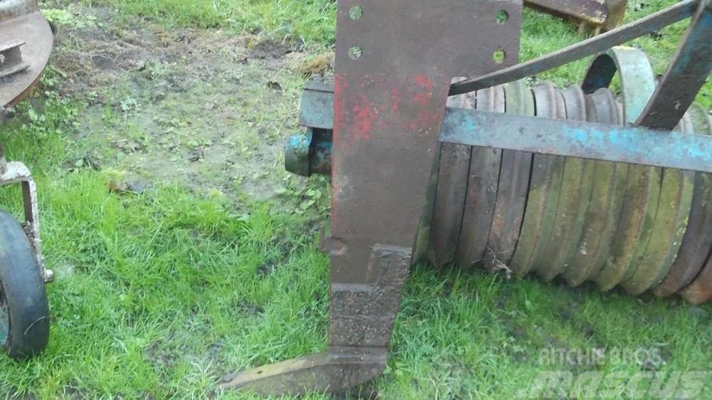 Mole plough / subsoiler - £480 Συμβατικά άροτρα
