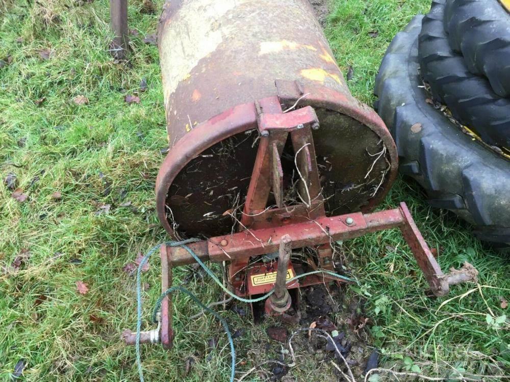  Tractor Pto concrete mixer £280 Αναμίκτες σκυροδέματος/κονιάματος
