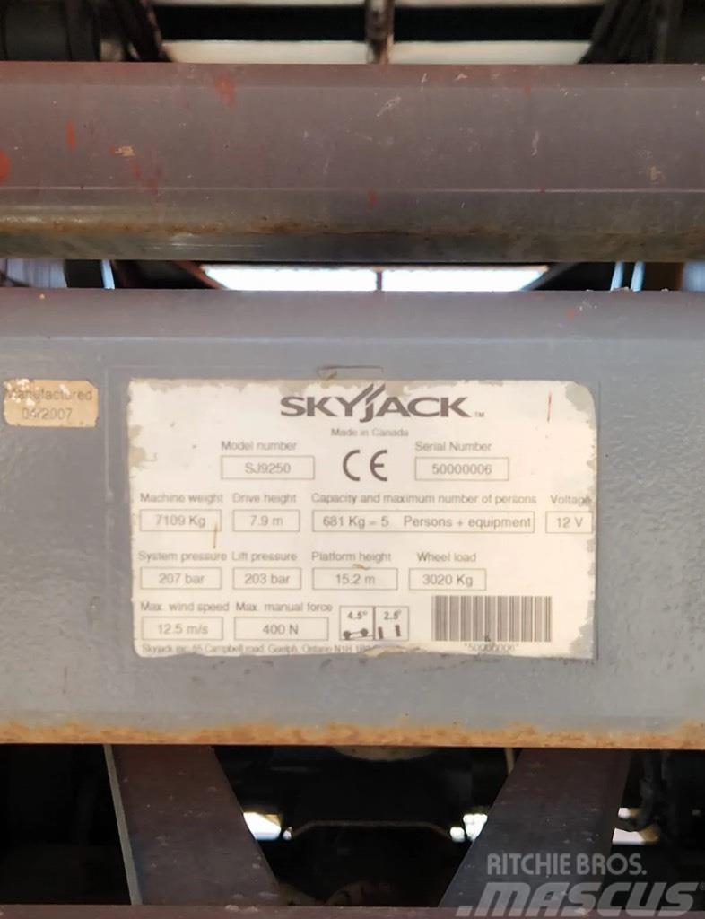 SkyJack SJ 9250 RT Ανυψωτήρες ψαλιδωτής άρθρωσης