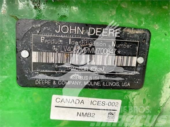 John Deere 4052M Τρακτέρ
