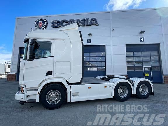 Scania R590A6x4NB, tandemløft Τράκτορες