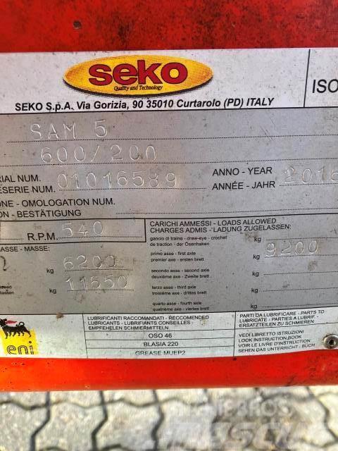 Seko SAMURAI 5 600/200 Βαγόνια χορτονομής