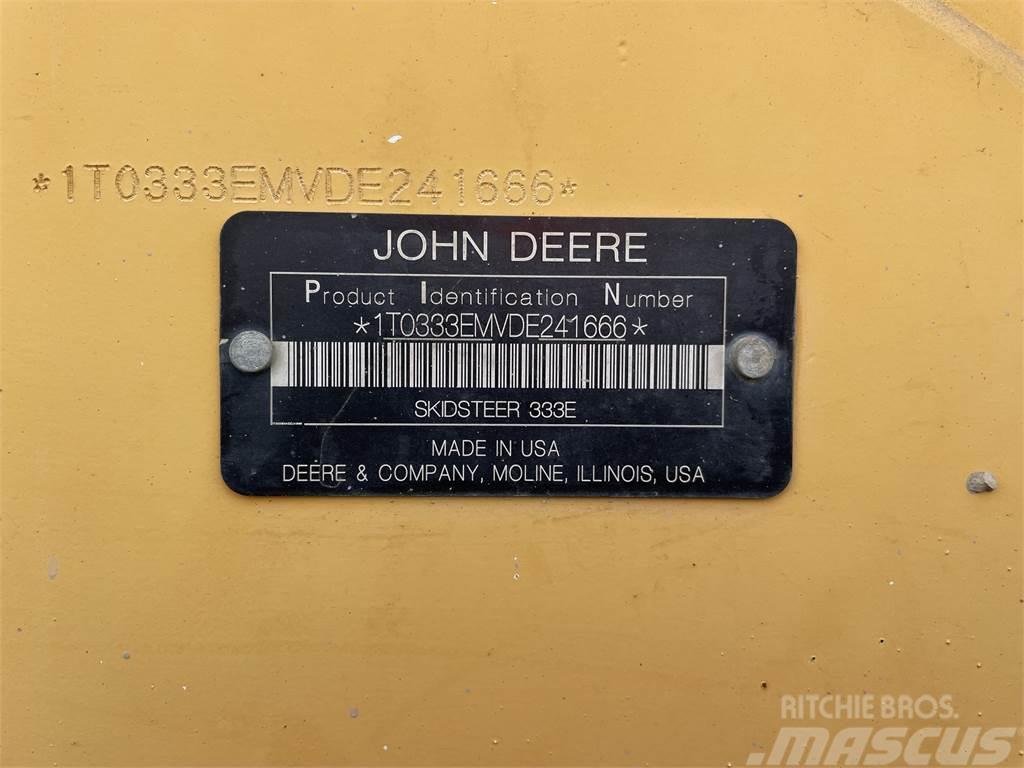 John Deere 333E Μίνι φορτωτές