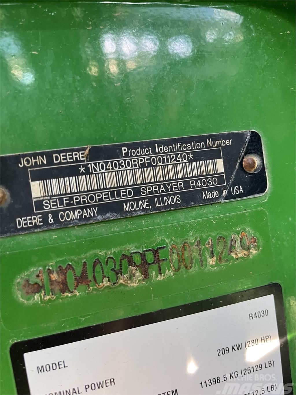 John Deere R4030 Ρυμουλκούμενα ψεκαστικά