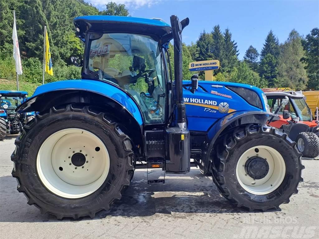 New Holland T7.225 Auto Command SideWinder II (Stage V) Τρακτέρ