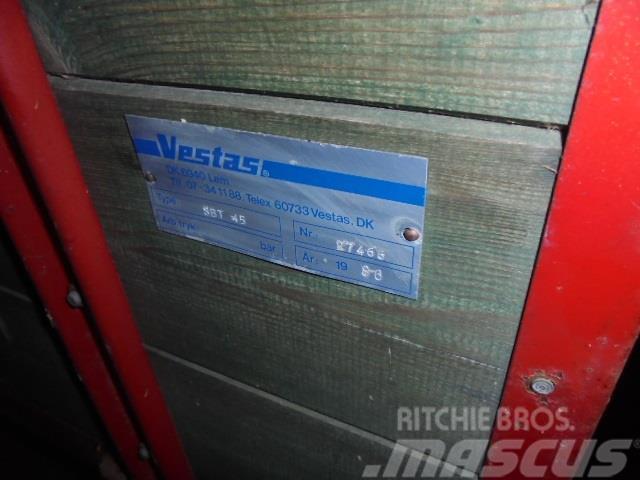 Vestas SBT 45 Ανατρεπόμενες ρυμούλκες