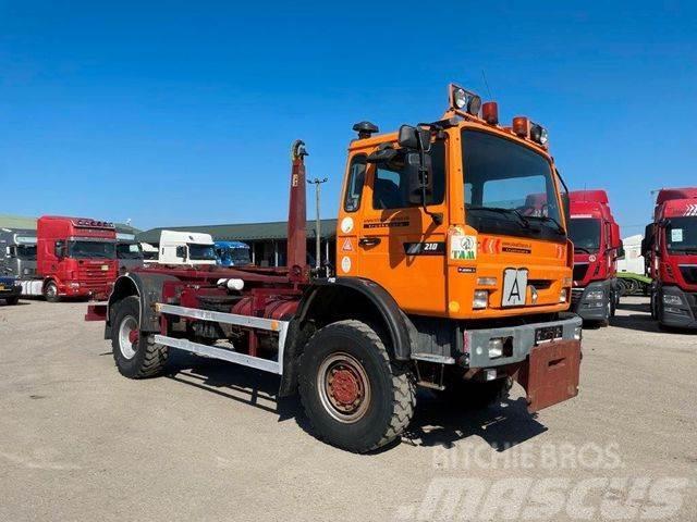 Renault MIDLINER M210.14 4X4 for containers vin 943 Φορτηγά ανατροπή με γάντζο