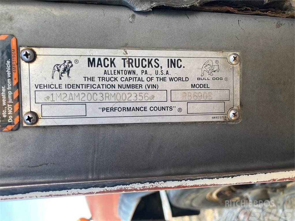 Mack RB690S Βυτιοφόρα φορτηγά