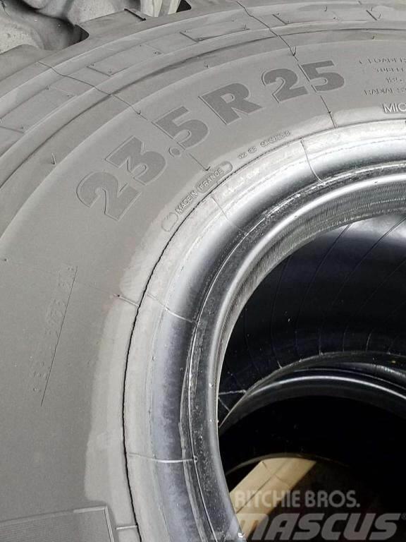 Michelin 23.5 R 25 Ελαστικά και ζάντες
