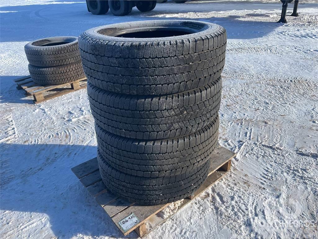 Goodyear Quantity of (4) 265/60R20 Ελαστικά και ζάντες