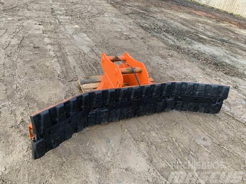  Scrapper Blade To suit 18 - 26 ton Excavator Πτερύγια