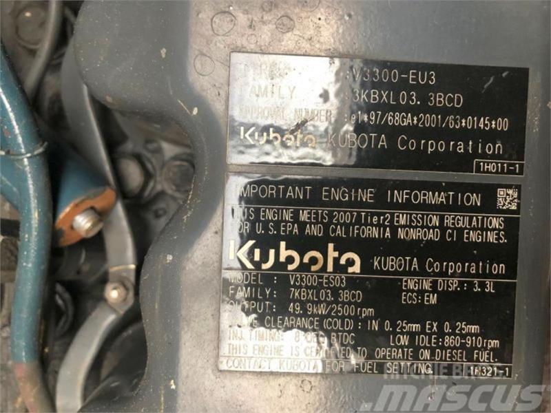 Kubota V3300-EU3 Άλλα
