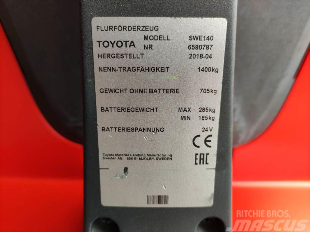 Toyota SWE140 Παλετοφόρα πεζού χειριστή με ιστό